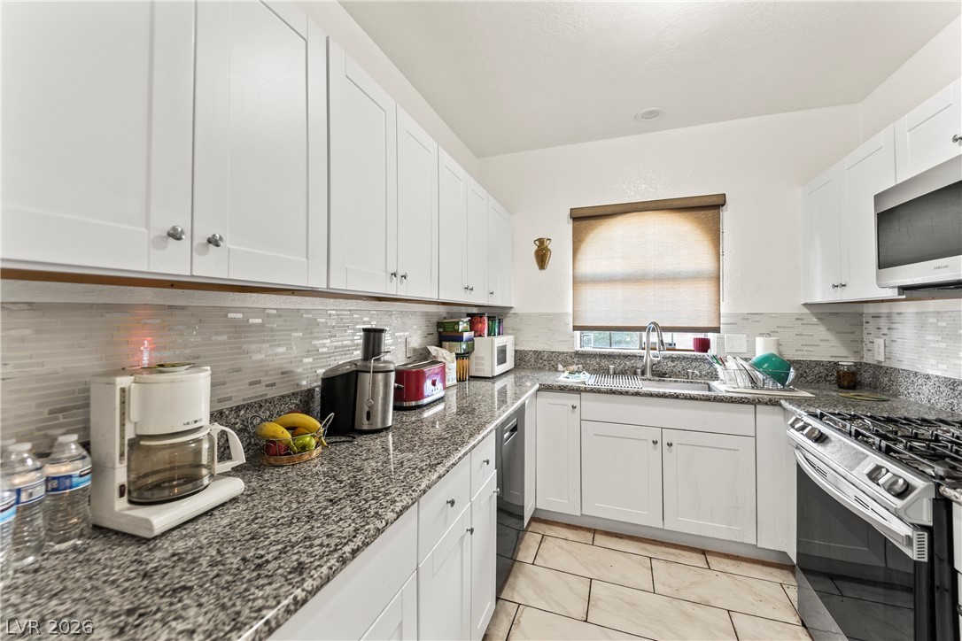 1419 Santa Margarita Street D Las Vegas NV 89146