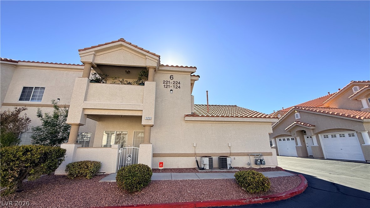 3327 Erva Street 123 Las Vegas NV 89117