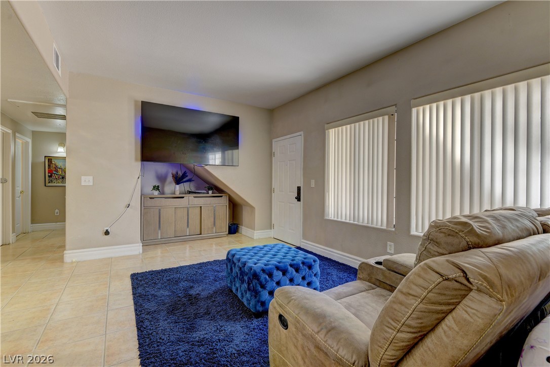 2131 Hussium Hills Street 106 Las Vegas NV 89108