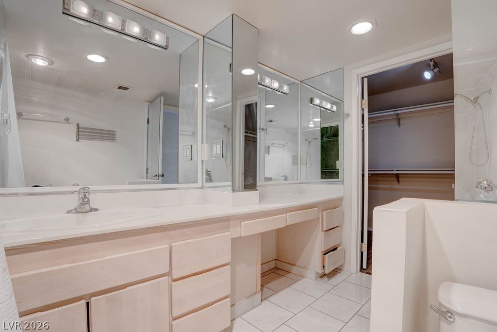 3111 Bel Air Drive 3a Las Vegas NV 89109