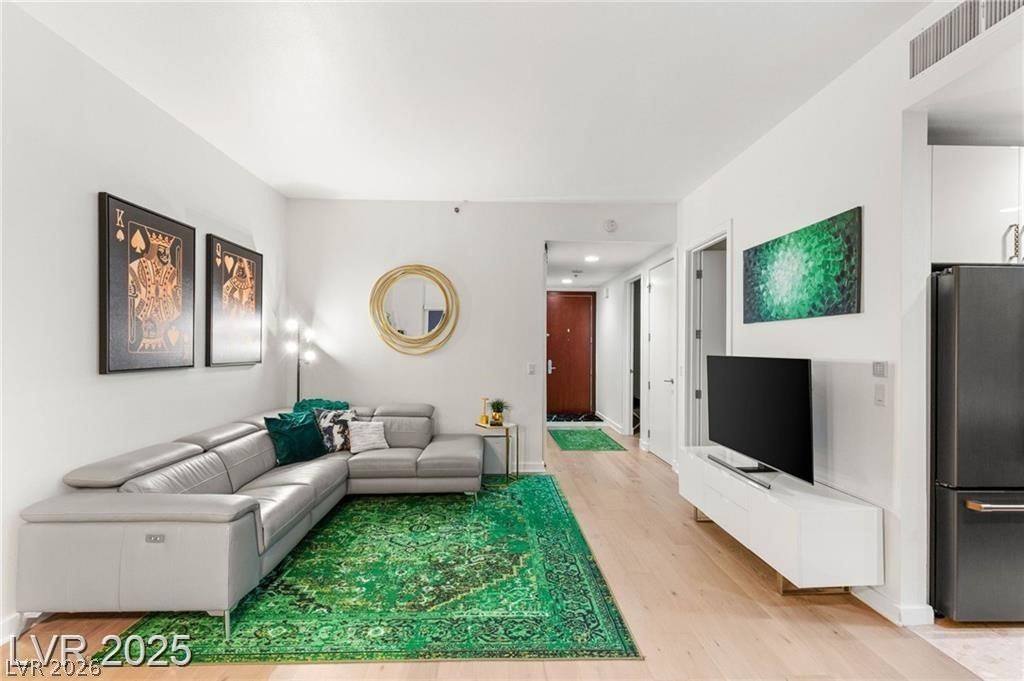4525 Dean Martin Drive 1007 Las Vegas NV 89103
