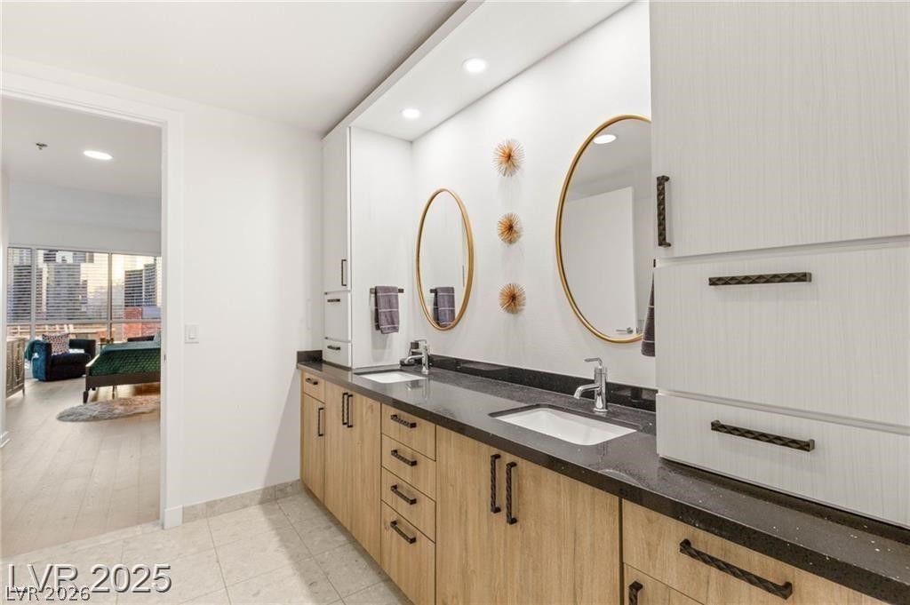 4525 Dean Martin Drive 1007 Las Vegas NV 89103