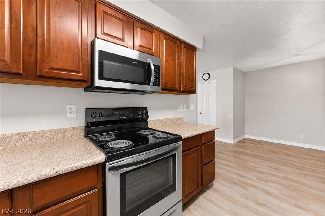 4941 River Glen Drive 10 Las Vegas NV 89103