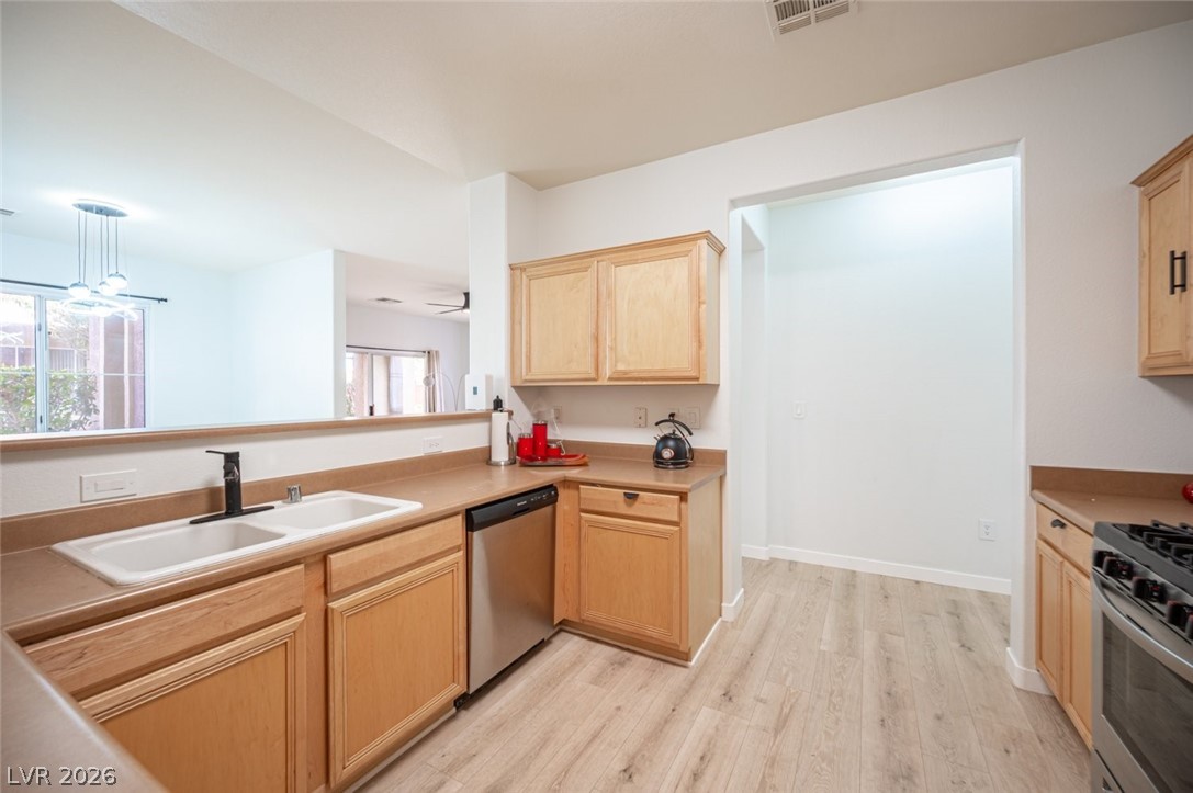 800 Peachy Canyon Circle 103 Las Vegas NV 89144