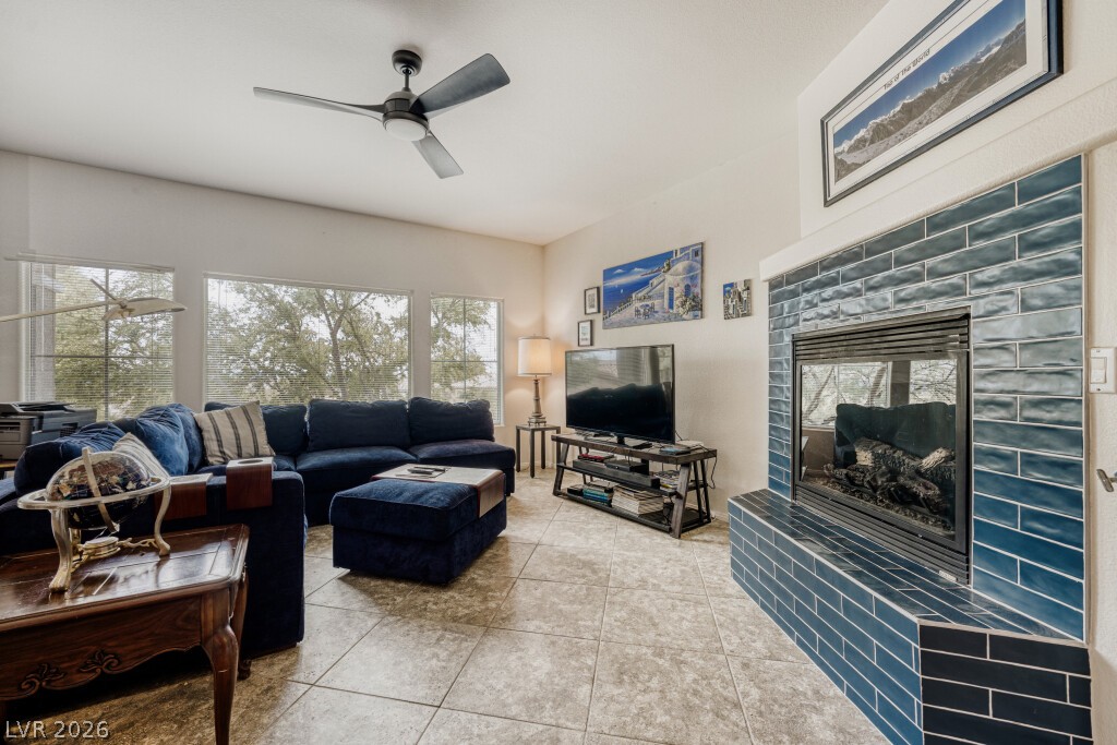 11855 Portina Drive 2013 Las Vegas NV 89138