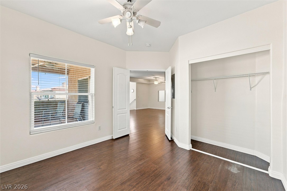 6913 Cobre Azul Avenue 201 Las Vegas NV 89108