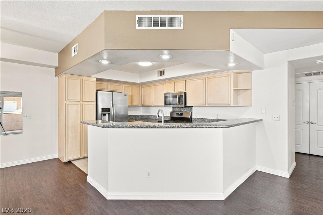 6913 Cobre Azul Avenue 201 Las Vegas NV 89108