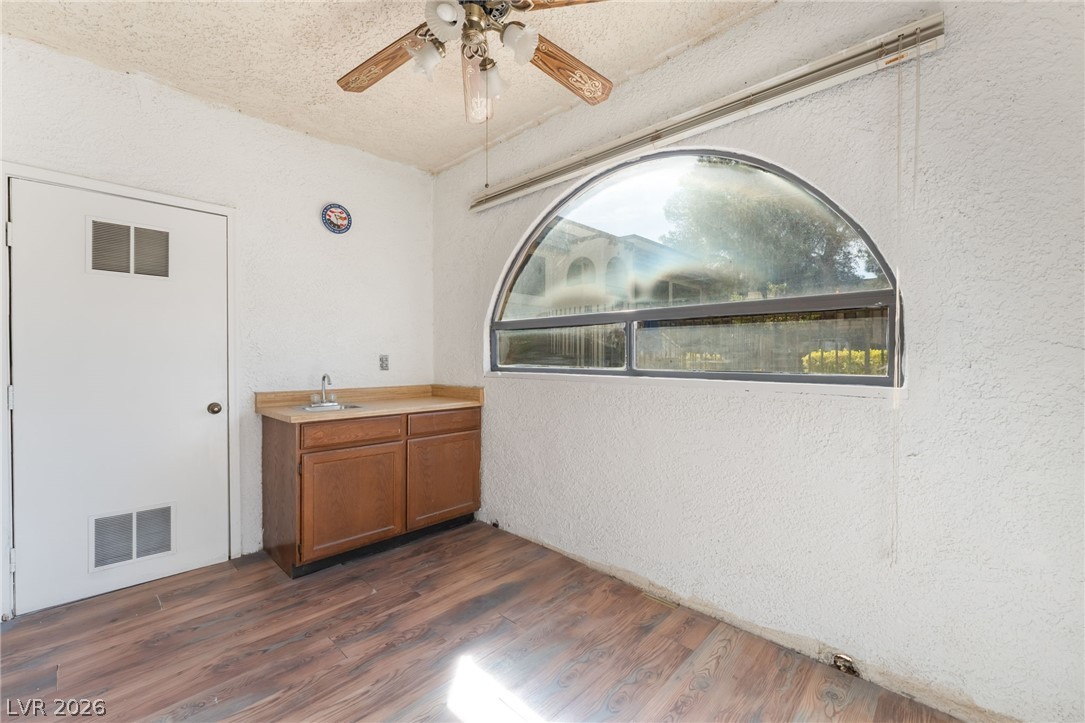 1404 Santa Margarita Street D Las Vegas NV 89146