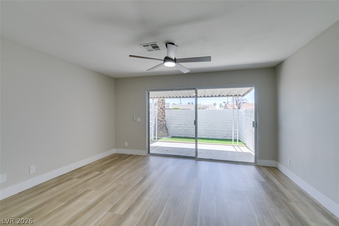 2333 Cardiff Lane C Las Vegas NV 89108