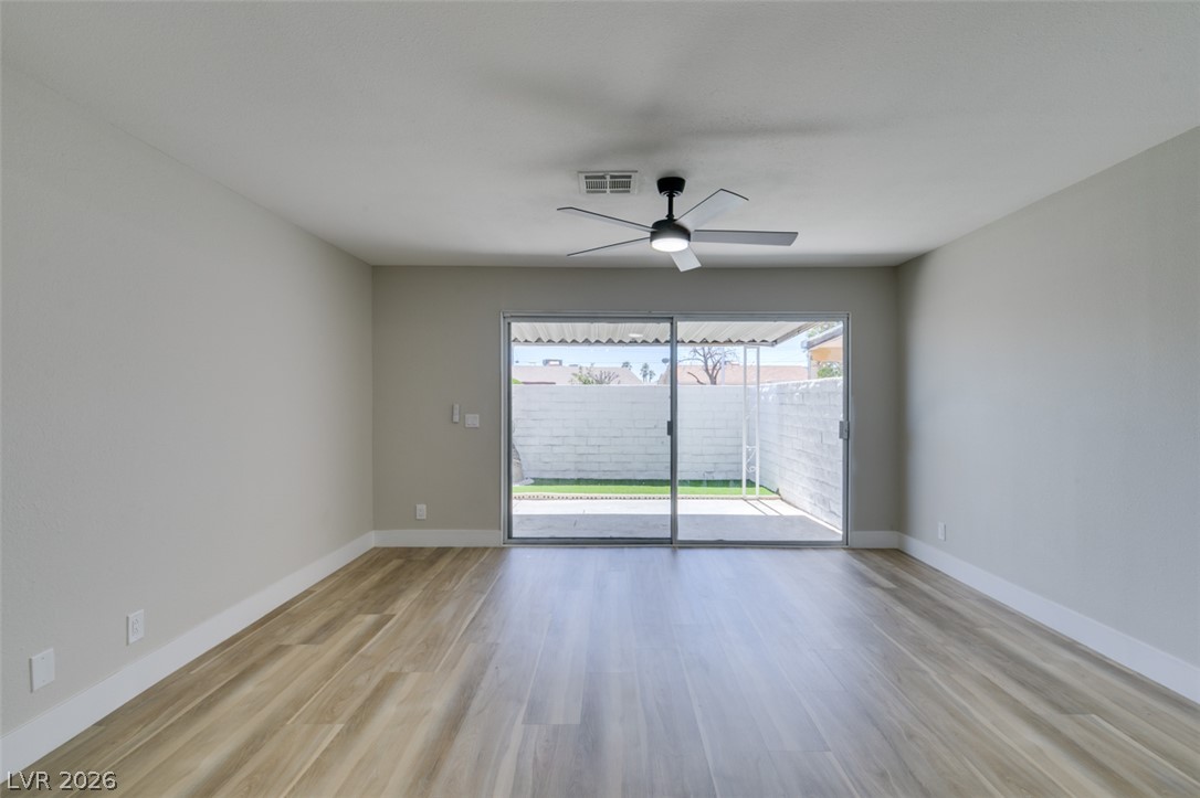 2333 Cardiff Lane C Las Vegas NV 89108