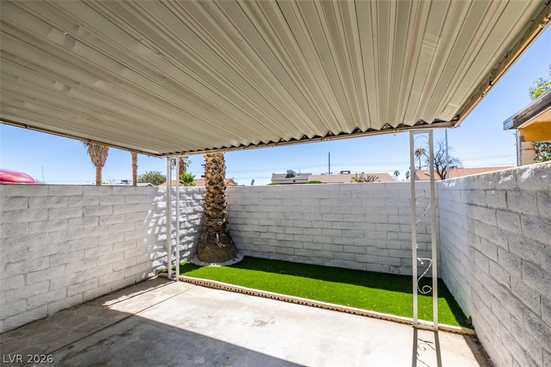 2333 Cardiff Lane C Las Vegas NV 89108