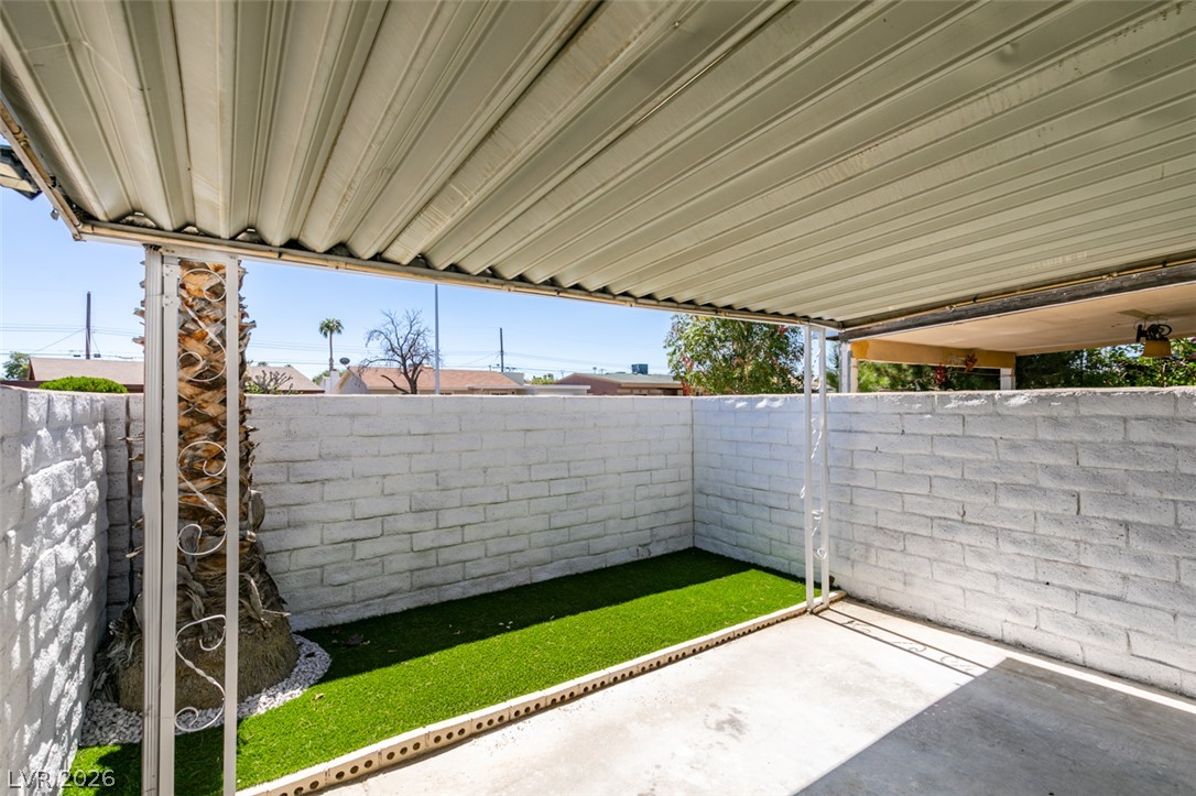 2333 Cardiff Lane C Las Vegas NV 89108
