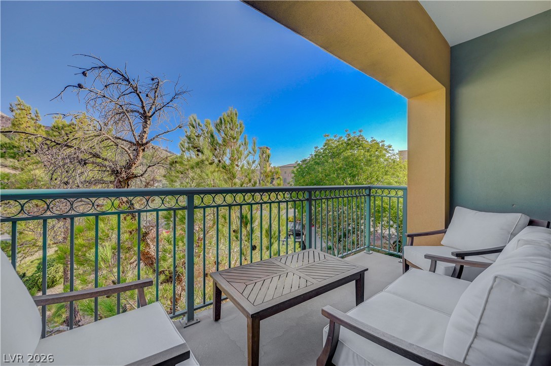 30 Strada Di Villaggio 325 Henderson NV 89011