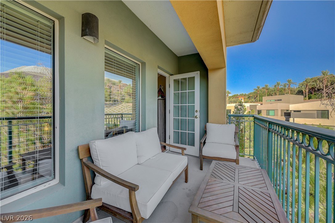 30 Strada Di Villaggio 325 Henderson NV 89011
