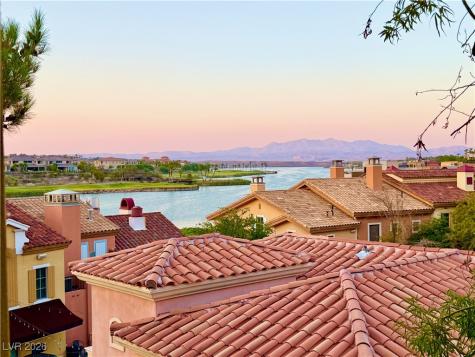 30 Strada Di Villaggio 204 Henderson NV 89011