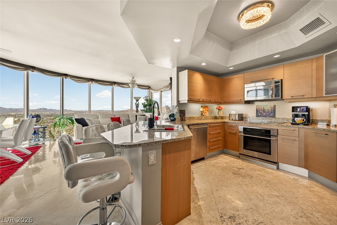 322 Karen Avenue 4207 Las Vegas NV 89109