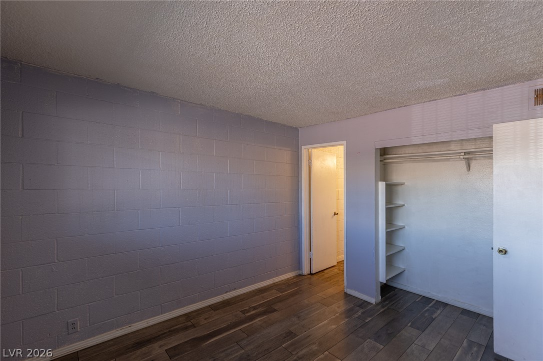 3718 Hazelwood Street 23 Las Vegas NV 89119