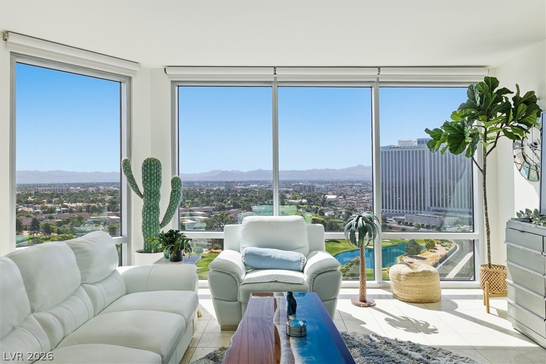 322 Karen Avenue 1802 Las Vegas NV 89109
