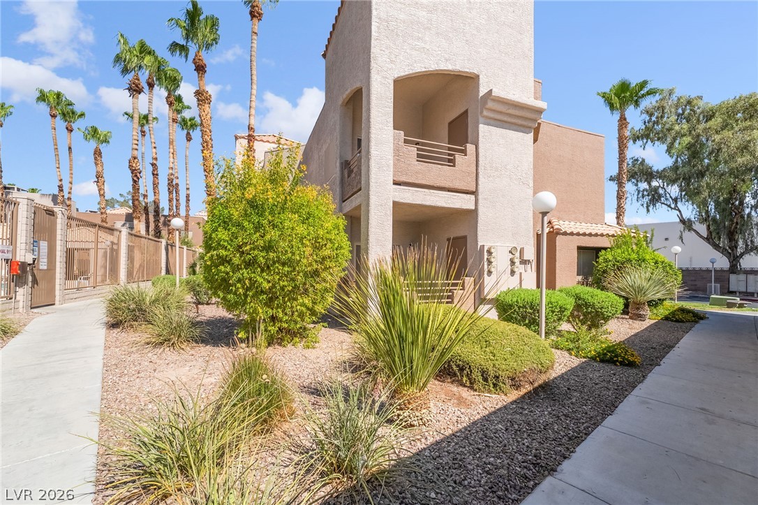 6863 Tamarus Street 101 Las Vegas NV 89119