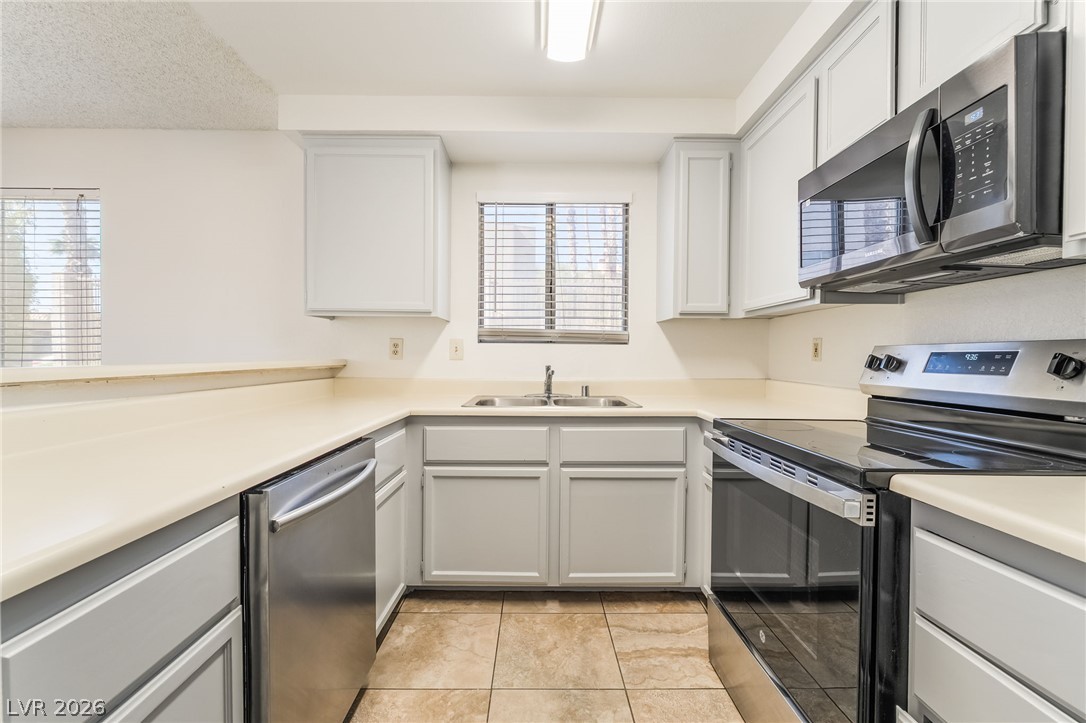 6863 Tamarus Street 101 Las Vegas NV 89119