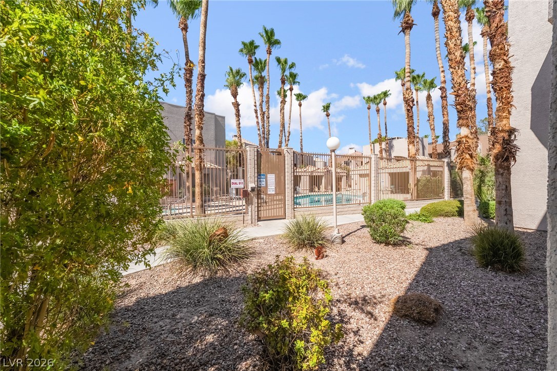 6863 Tamarus Street 101 Las Vegas NV 89119