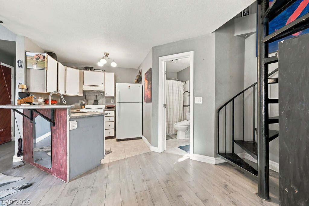 510 Elm Drive 202 Las Vegas NV 89169