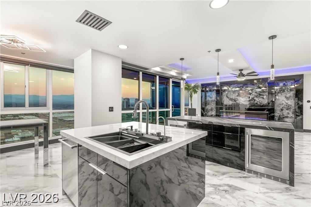 4575 Dean Martin Drive 2706 Las Vegas NV 89103
