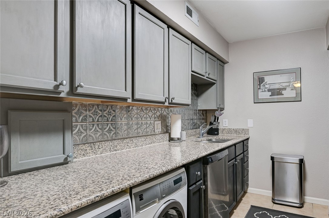 2831 Geary Place 2920 Las Vegas NV 89109
