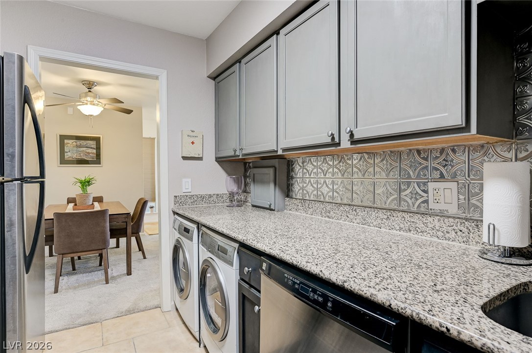 2831 Geary Place 2920 Las Vegas NV 89109
