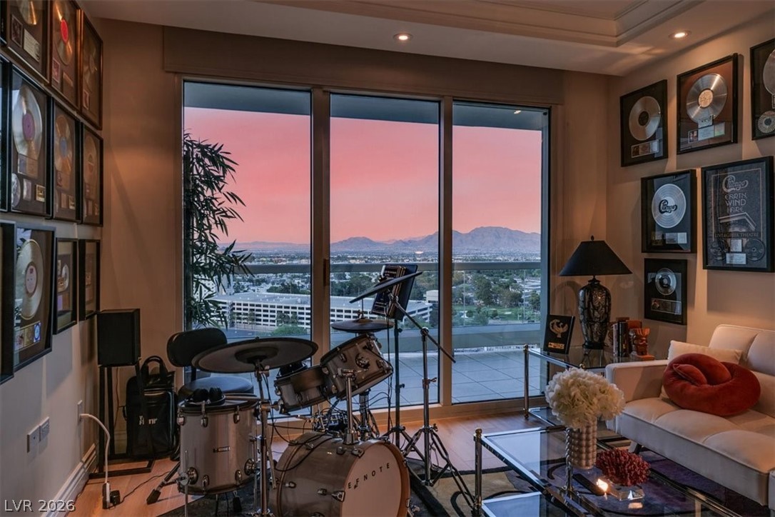 2857 Paradise Road 1702 Las Vegas NV 89109