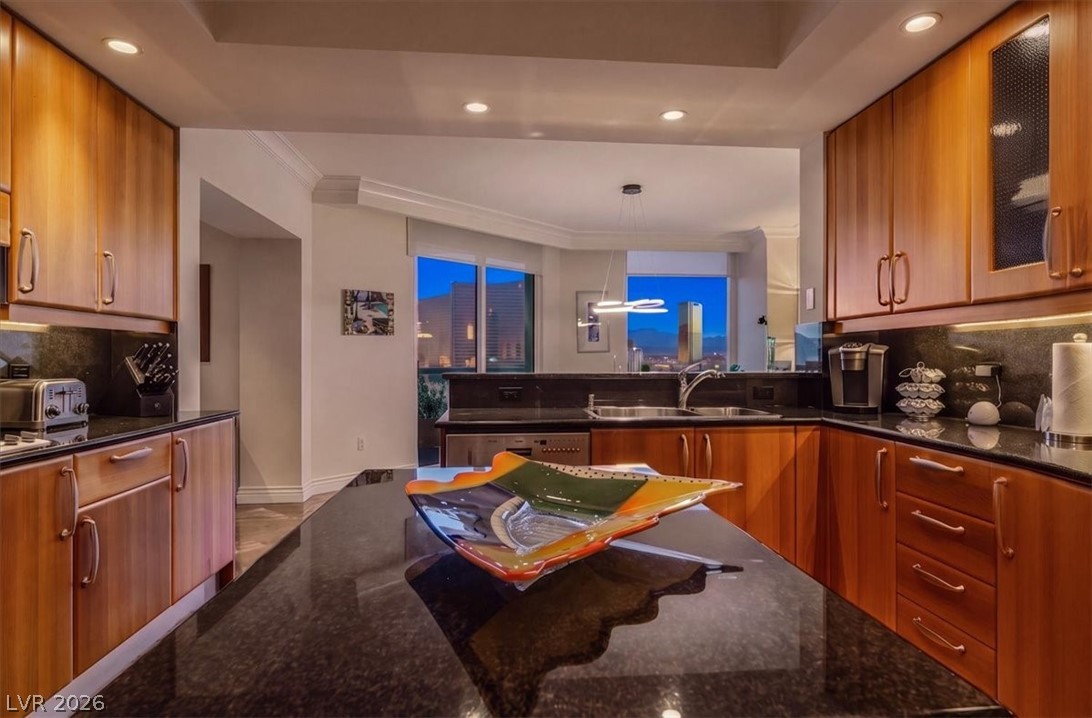 2857 Paradise Road 1702 Las Vegas NV 89109