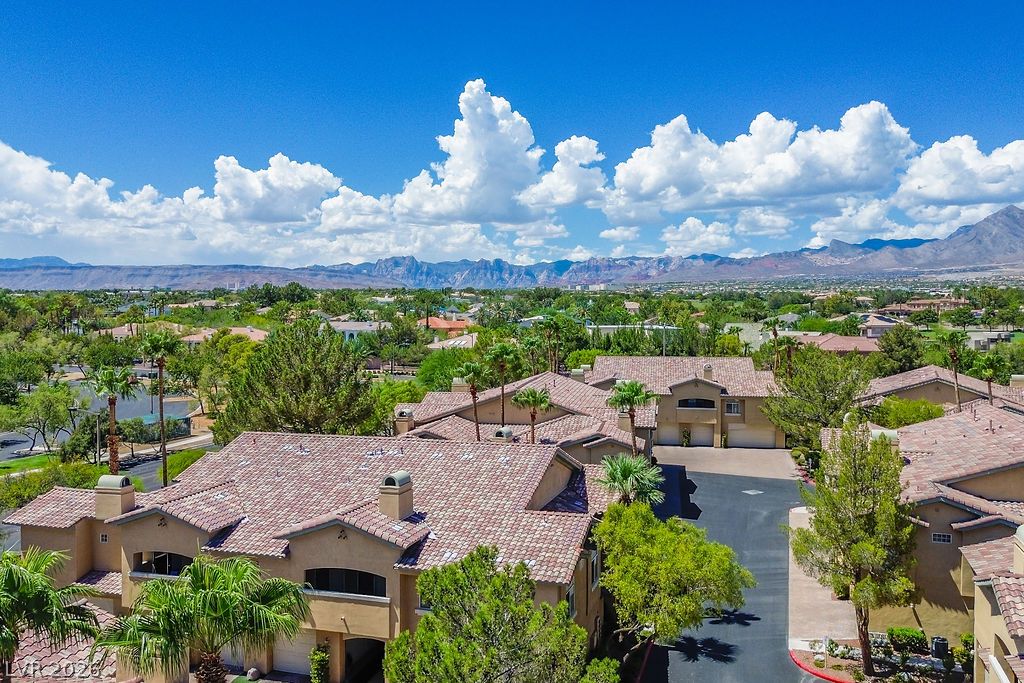 8733 Red Brook Drive 203 Las Vegas NV 89128