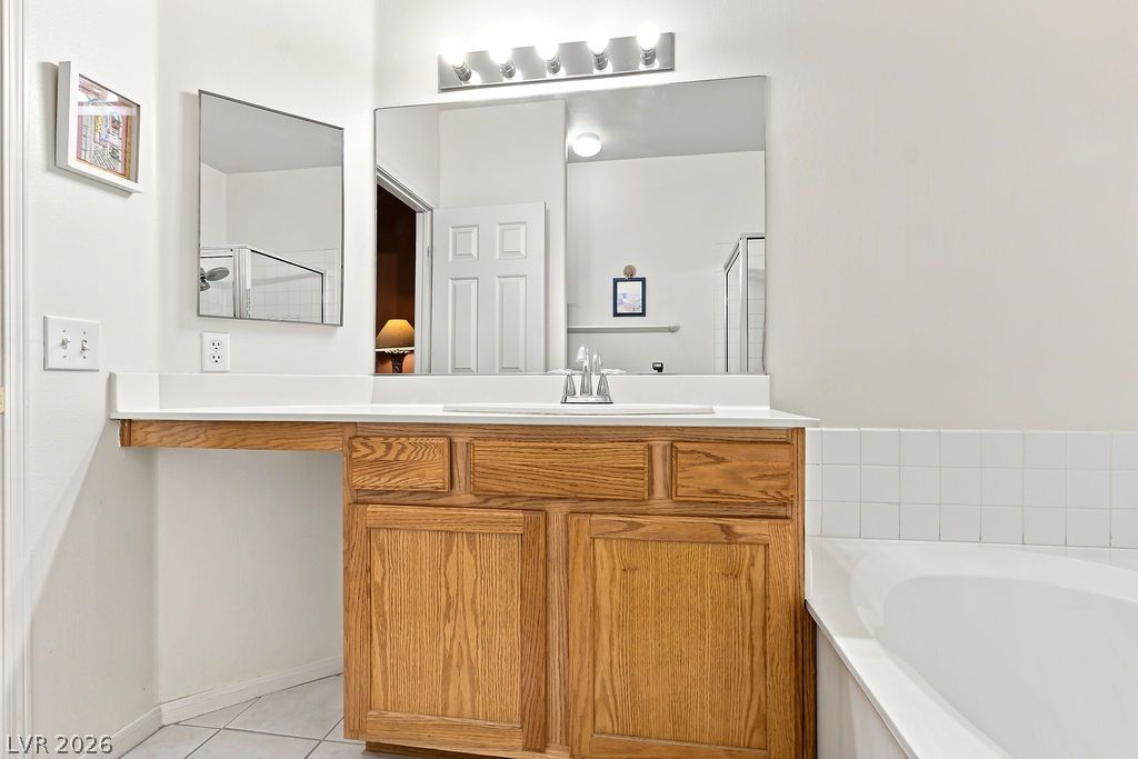 8733 Red Brook Drive 203 Las Vegas NV 89128