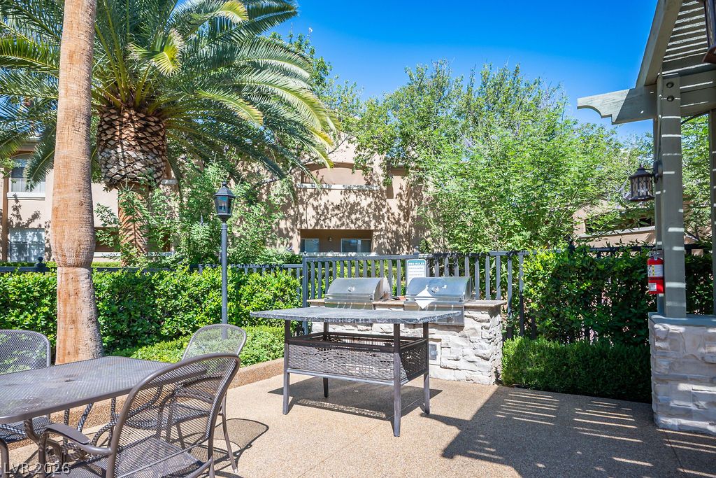 8733 Red Brook Drive 203 Las Vegas NV 89128