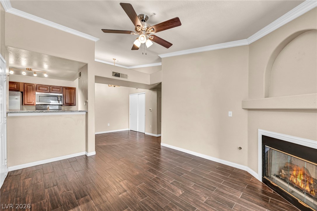 950 Seven Hills Drive 3026 Henderson NV 89052