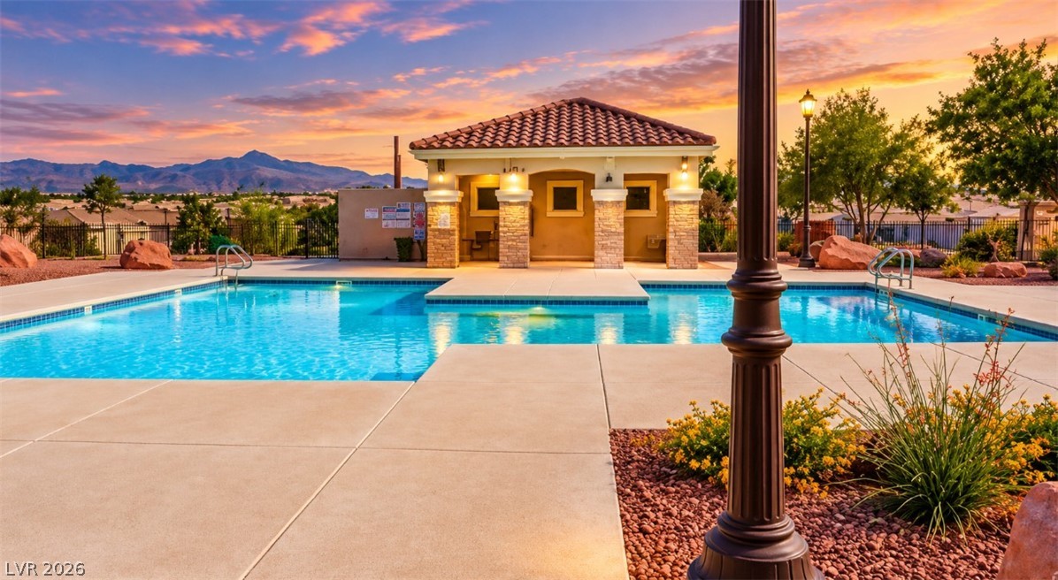 2325 Windmill Parkway 1813 Henderson NV 89074