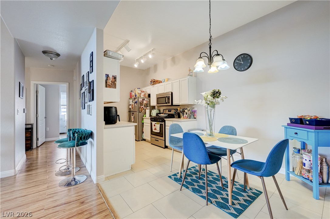 2305 West Horizon Ridge Parkway 613 Henderson NV 89052