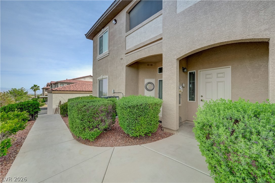 2305 West Horizon Ridge Parkway 613 Henderson NV 89052