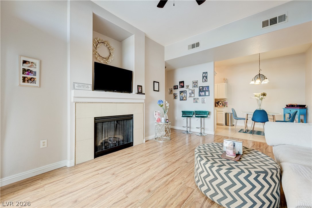 2305 West Horizon Ridge Parkway 613 Henderson NV 89052