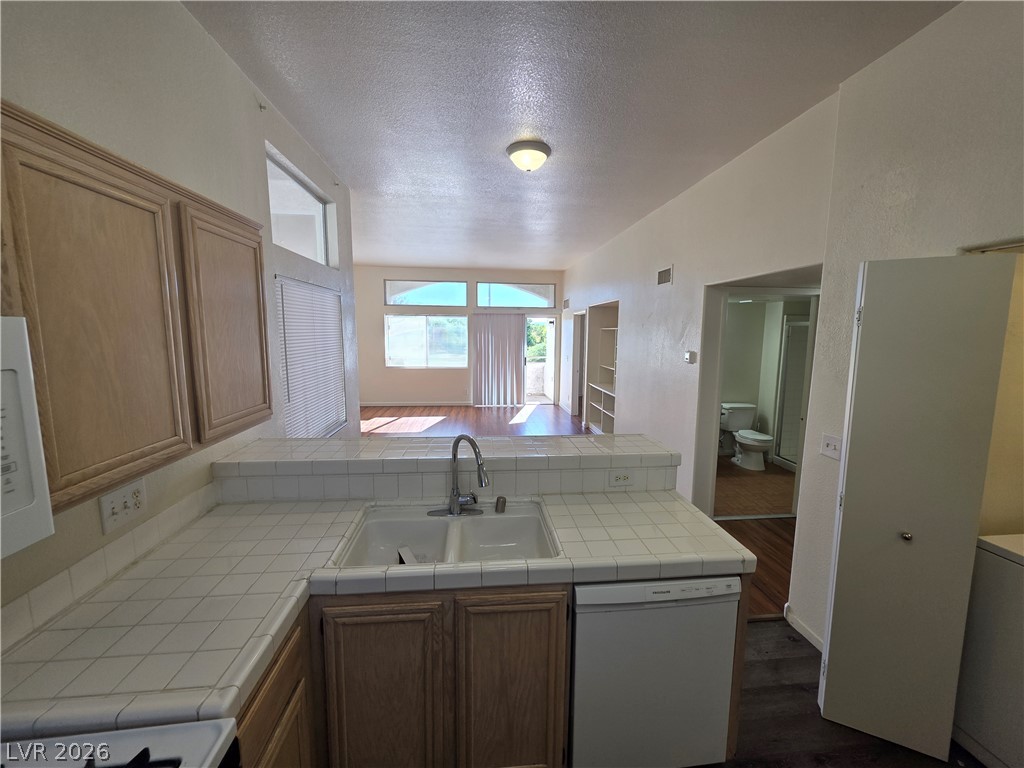 3125 North Buffalo Drive 2104 Las Vegas NV 89128