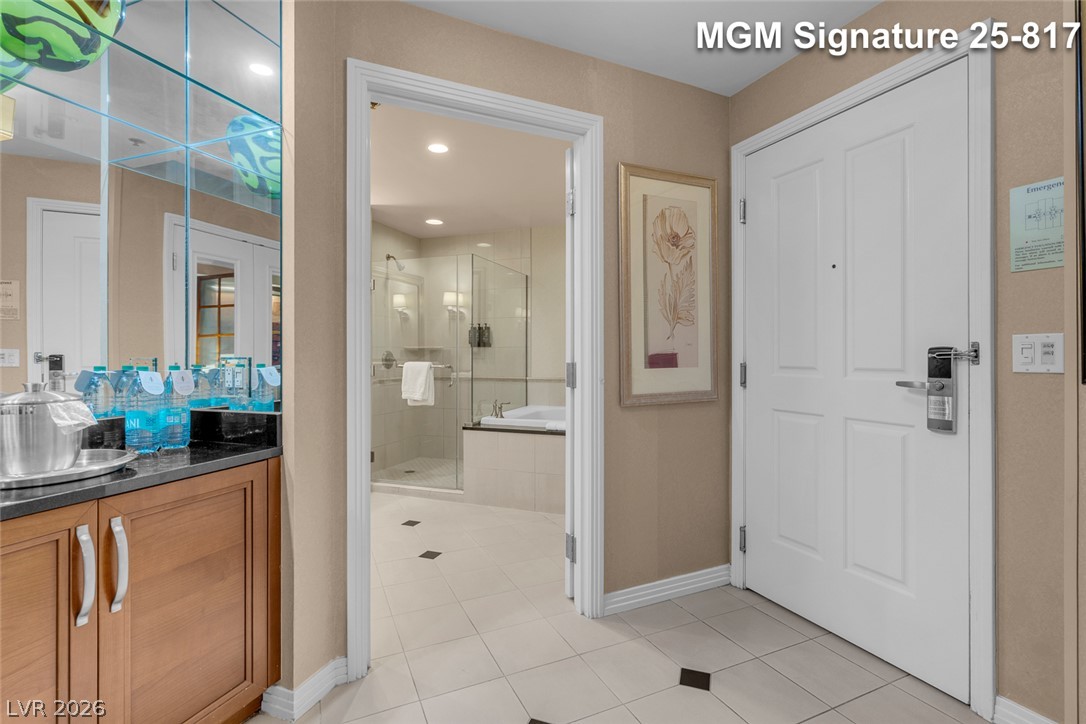 125 East Harmon Avenue 2517 Las Vegas NV 89109