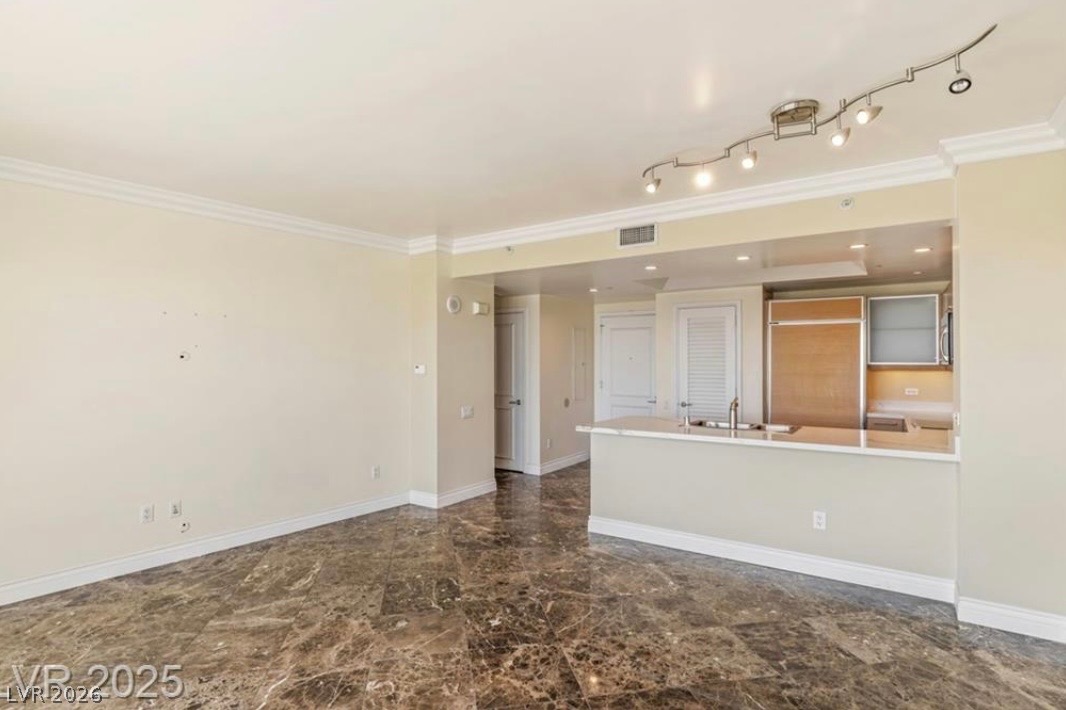 322 Karen Avenue 903 Las Vegas NV 89109