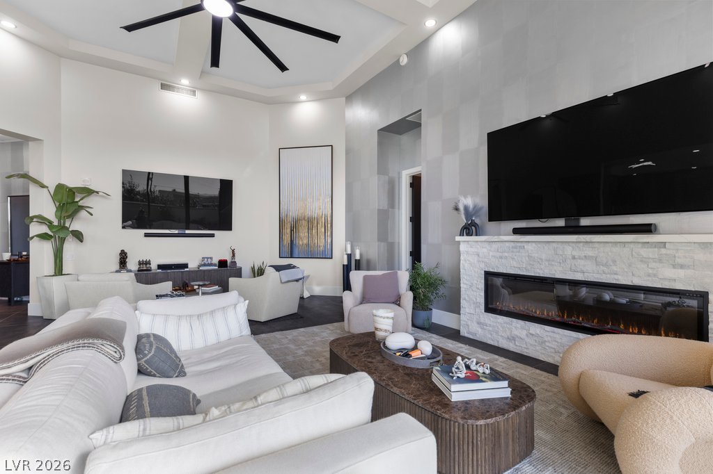 2777 Paradise Road 103 Las Vegas NV 89109