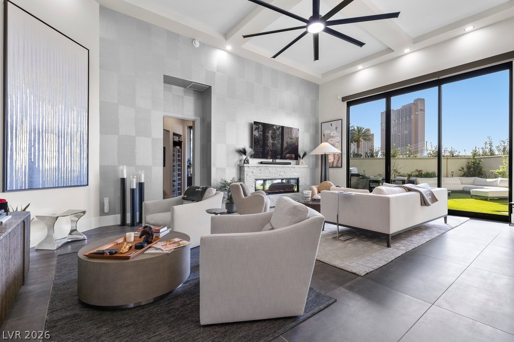 2777 Paradise Road 103 Las Vegas NV 89109