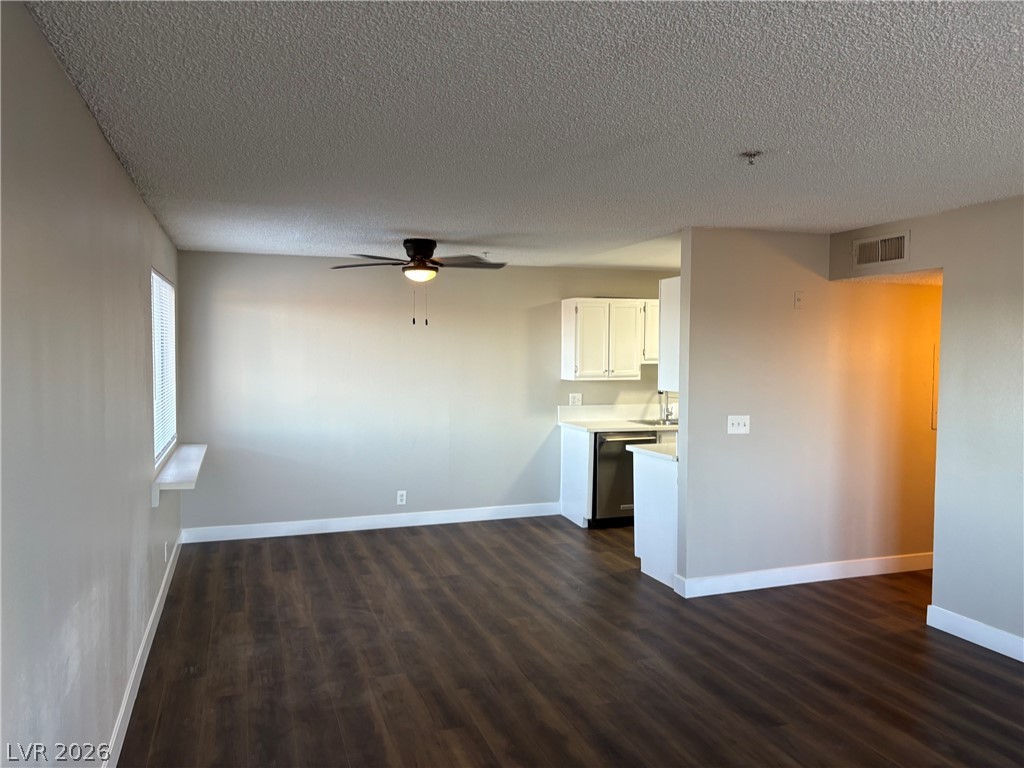 1381 East University Avenue 207 Las Vegas NV 89119