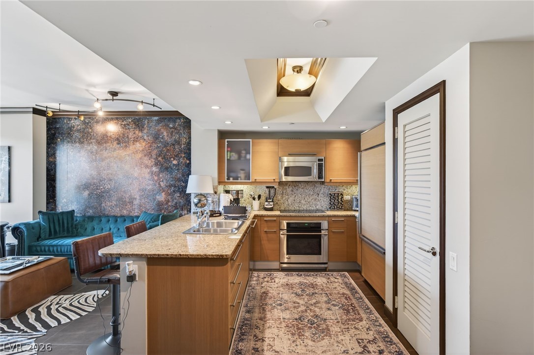322 Karen Avenue 204 Las Vegas NV 89109