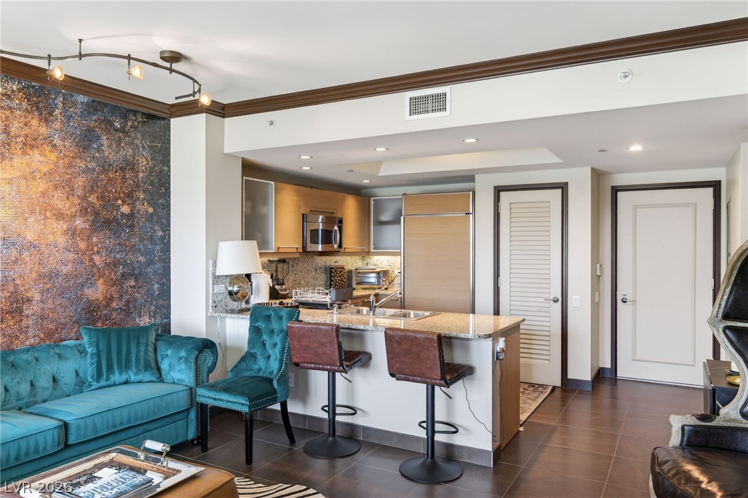 322 Karen Avenue 204 Las Vegas NV 89109