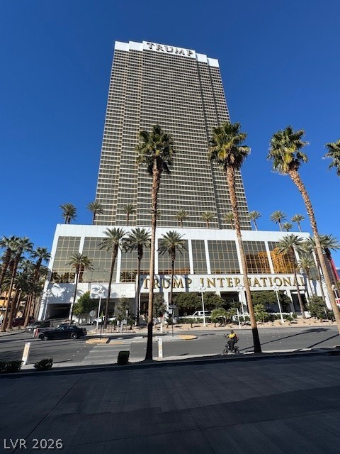 2000 North Fashion Show Drive 2102 Las Vegas NV 89109