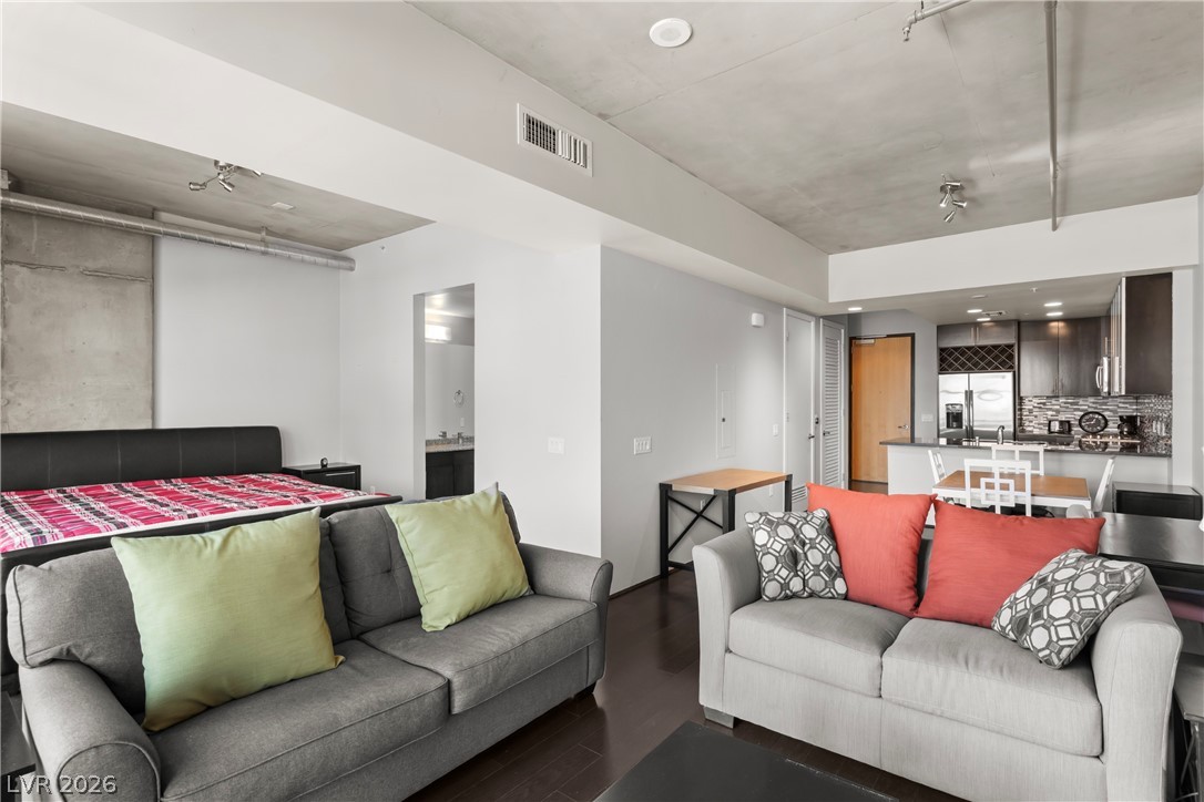 353 East Bonneville Avenue 919 Las Vegas NV 89101