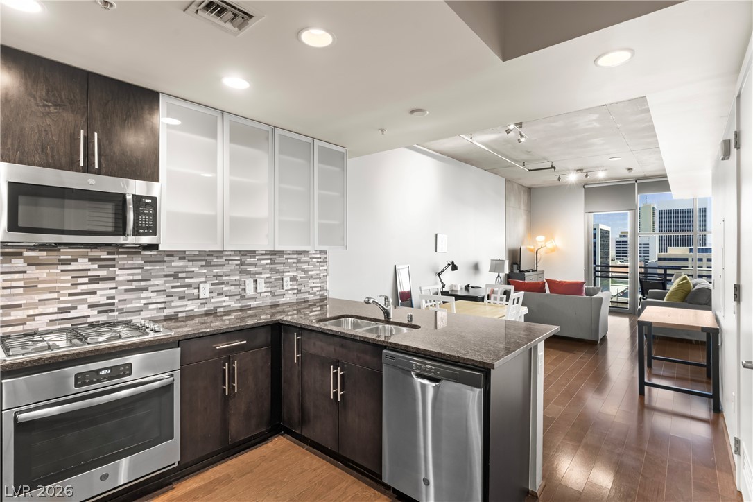 353 East Bonneville Avenue 919 Las Vegas NV 89101